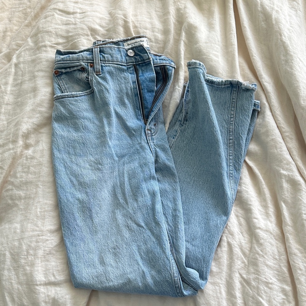Abercrombie & Fitch 90s straight